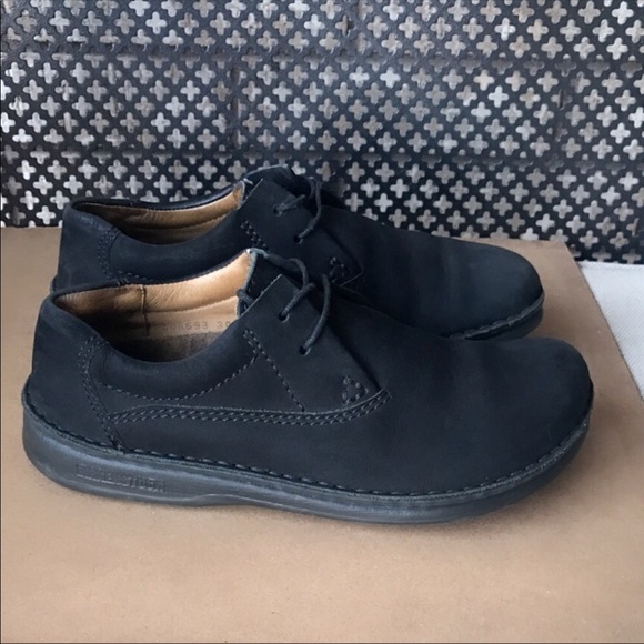 Birkenstock Shoes - Auth Birkenstock black suede leather shoes 7